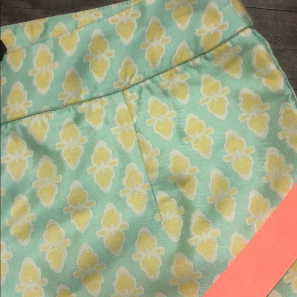 NWT Very J Mint Lemon Shorts - Size Small - Picture 3 of 6